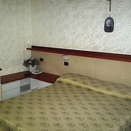 Szálloda Gaggiano 3*