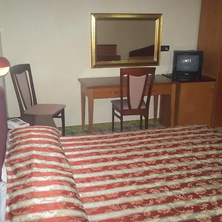 호텔 Gaggiano 3*