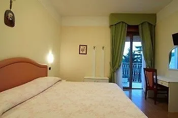 Gaggiano 3*