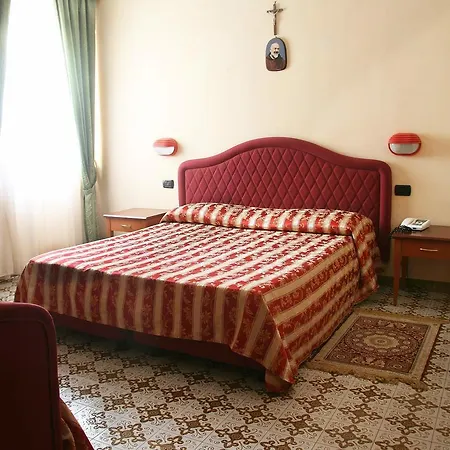 Gaggiano 3*
